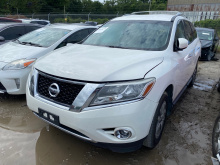 Nissan Pathfinder Sv 2013 White 3.5L
