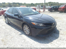 Toyota Camry Le 2020 Blue 2.5L