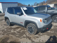 Jeep Renegade Trailhawk 2015 Silver 2.4L