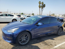 Tesla Model 3 2022 Blue