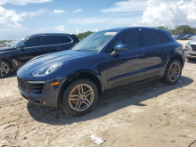 Porsche Macan 2018 Black 2.0L 