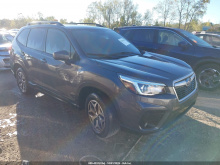 Subaru Forester Premium 2020 Gray 2.5L