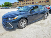 Toyota Camry Le 2021 Blue 2.5L 