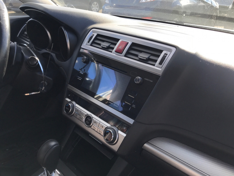 Subaru Legacy 2.5I Premium 2015 White 2.5L