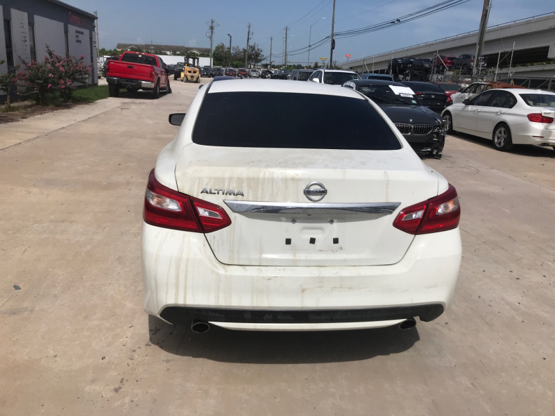 Nissan Altima 2.5 2016 White 2.5L 4
