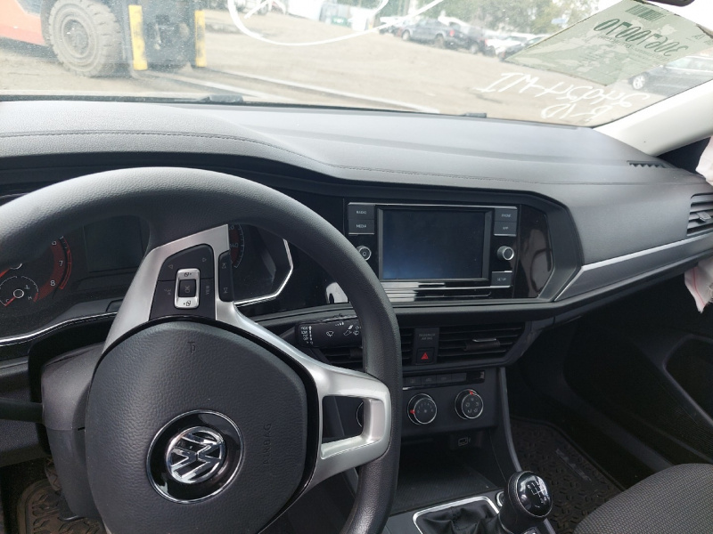 Volkswagen Jetta S 2019 Black 1.4L