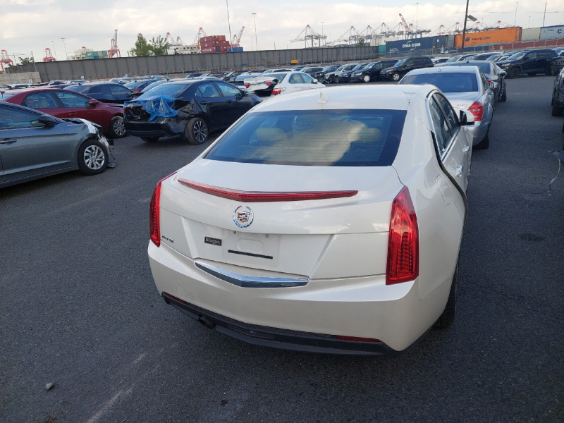 Cadillac Ats 2013 White 2.5L