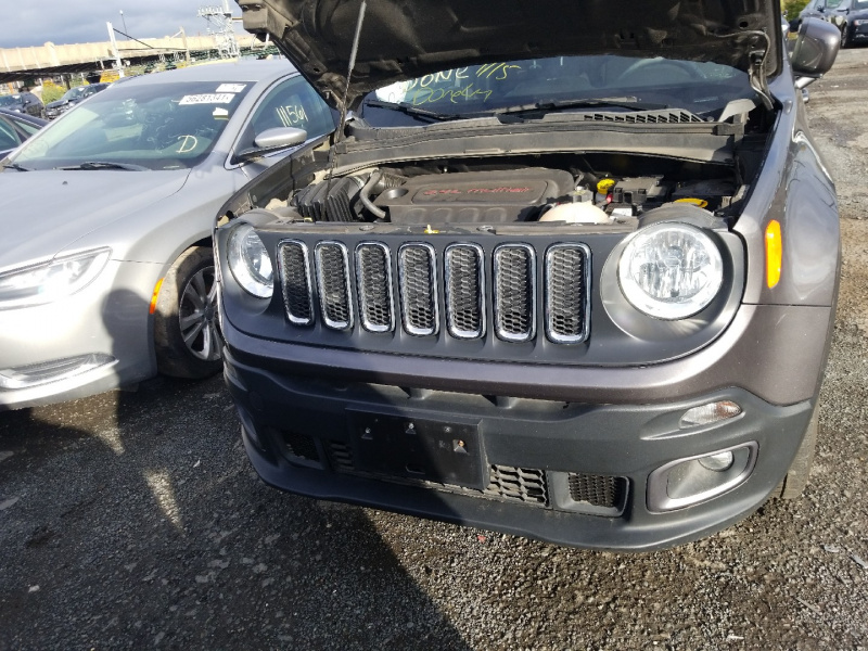 Jeep Renegade Latitude 2016 Gray 2.4L