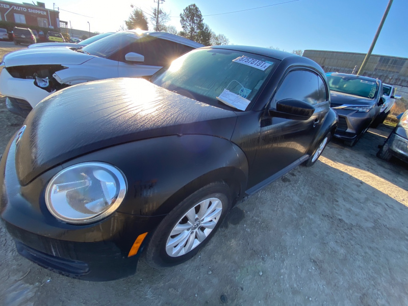 Volkswagen Beetle 2013 Black 2.5L 5