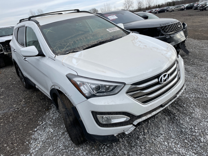 Hyundai Santa Fe Sport 2015 White 2.4L