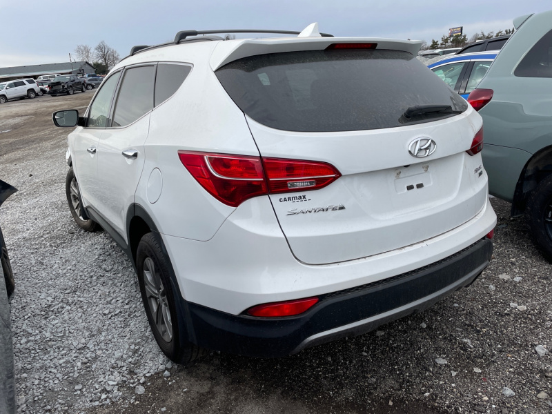 Hyundai Santa Fe Sport 2015 White 2.4L