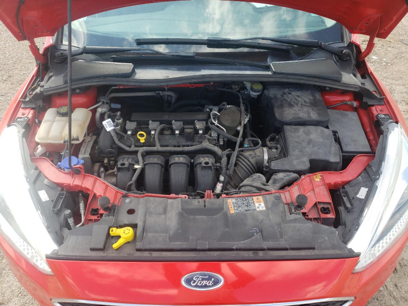Ford Focus Se 2016 Red 2.0L
