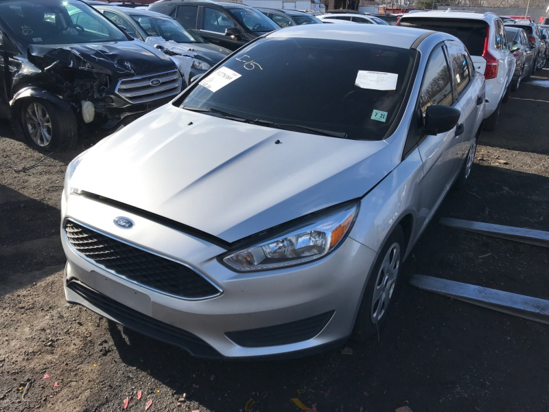 Ford Focus S 2016 Silver 2.0