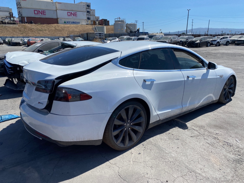 Tesla Model S 2012 P85 White