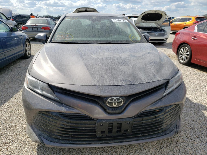Toyota Camry L 2018 Gray 2.5L