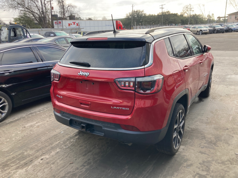 Jeep Compass Limited 2018 Red 2.4L