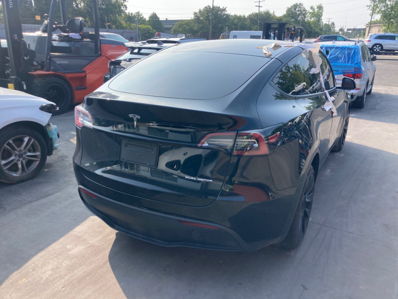 Tesla Model Y 2021 Black