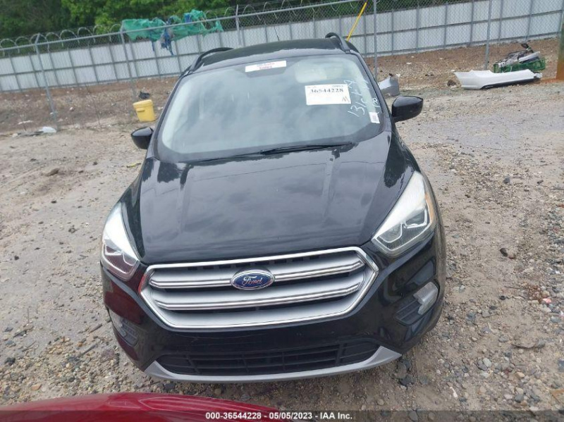 Ford Escape Se 2017 Black 1.5L