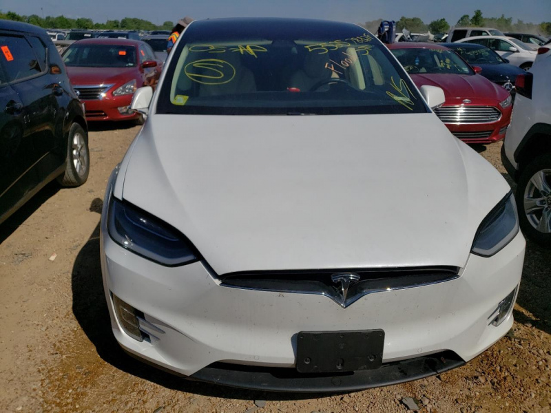 Tesla Model X 2017 White