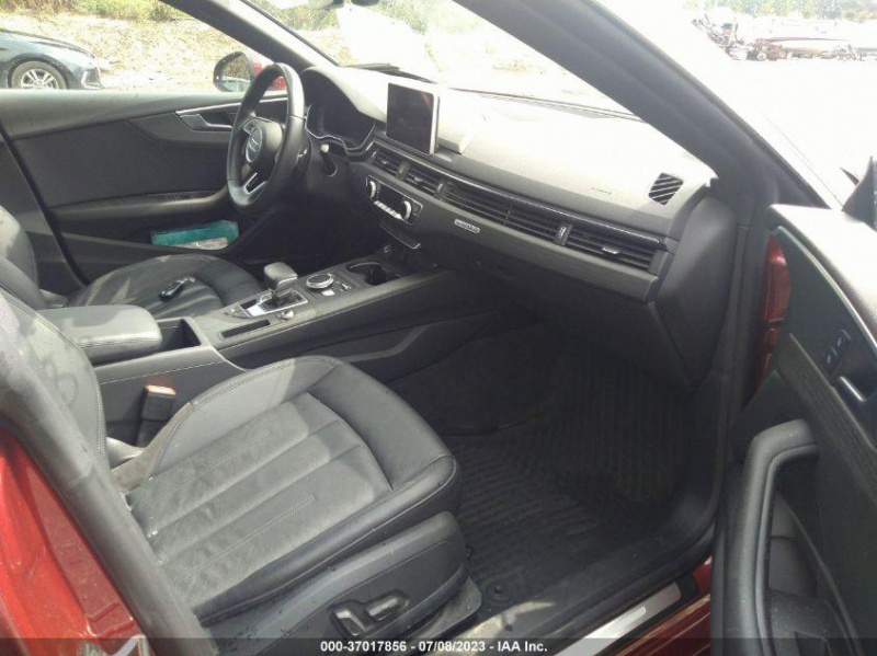 Audi A5 Sportback Premium Plus 2018 Burgundy 2.0L