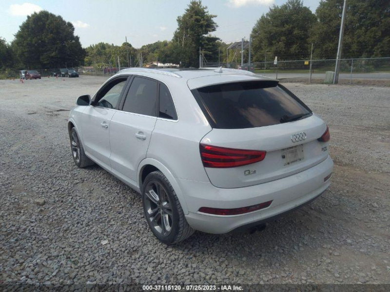 Audi Q3 2.0T Premium Plus 2015 White 2.0
