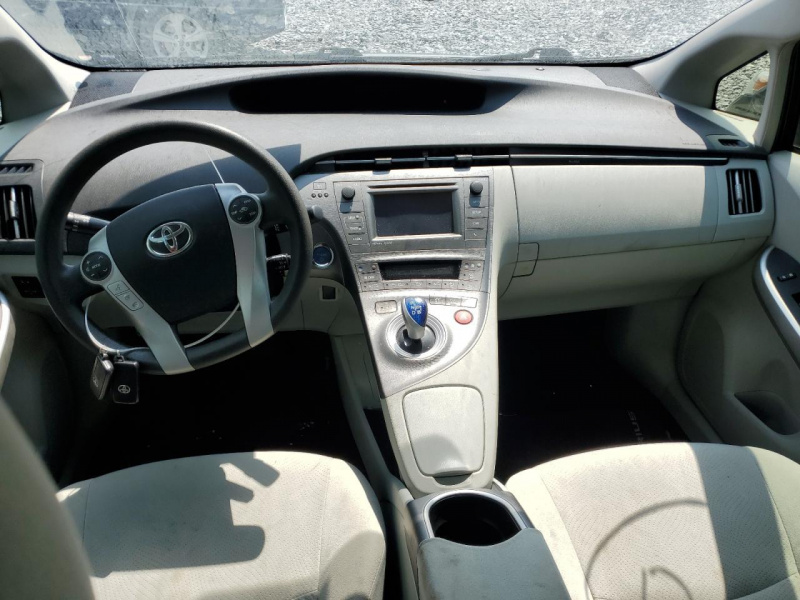 Toyota Prius 2015 Blue 1.8L