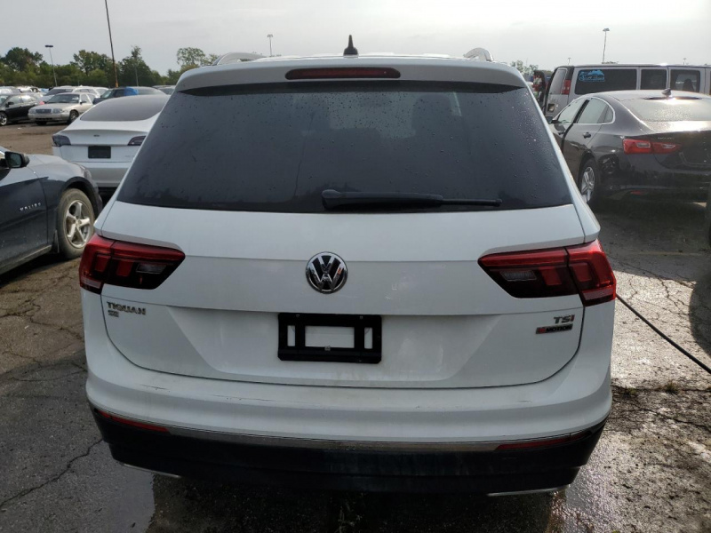  Volkswagen Tiguan Se 2018 White 2.0L