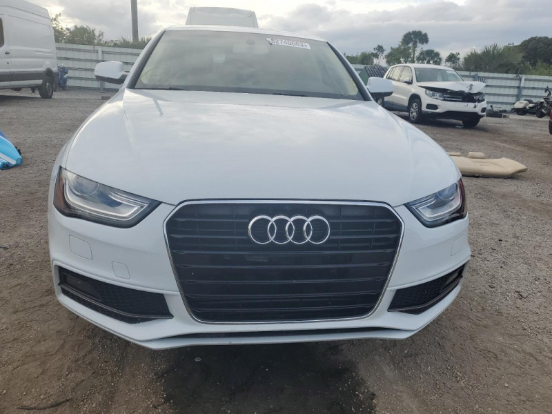 Audi A4 Premium 2014 White 2.0L 