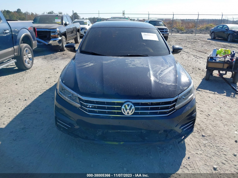 Volkswagen Passat 1.8T R-Line 2017 Black 1.8L