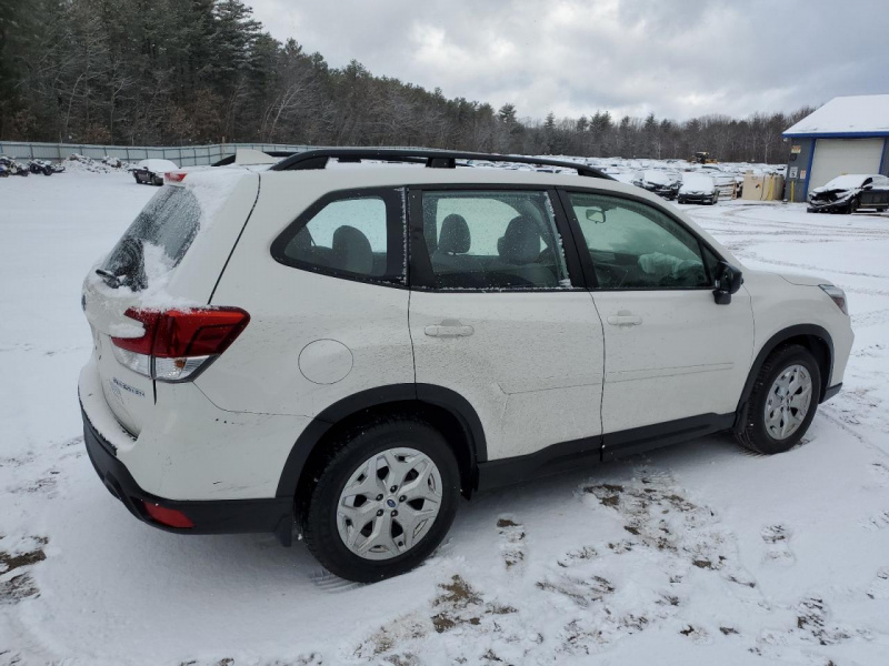 Subaru Forester 2020 White 2.5L 