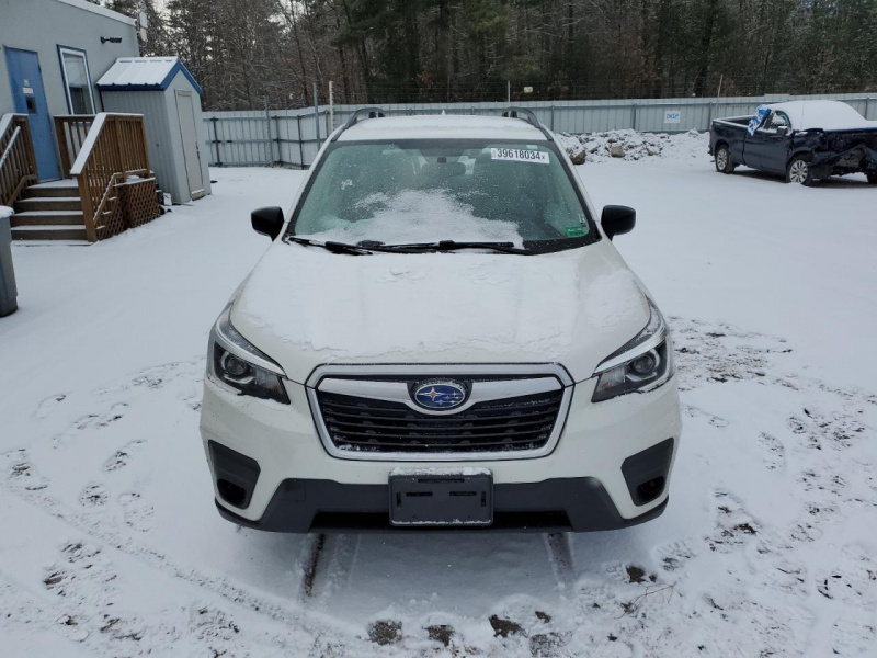 Subaru Forester 2020 White 2.5L 