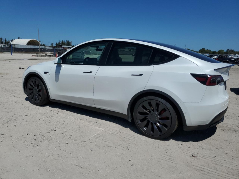 Tesla Model Y 2021 