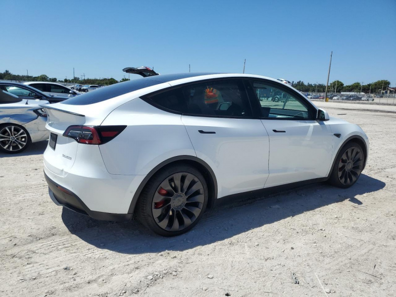 Tesla Model Y 2021 