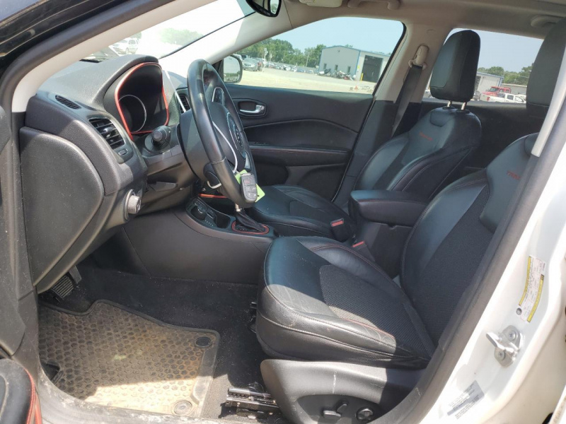 Jeep Compass Trailhawk 2018 White 2.4L