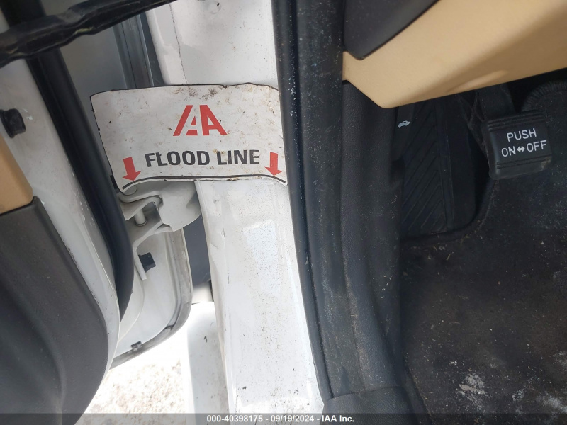 Hyundai Sonata Hybrid Limited 2015 White 2.4L