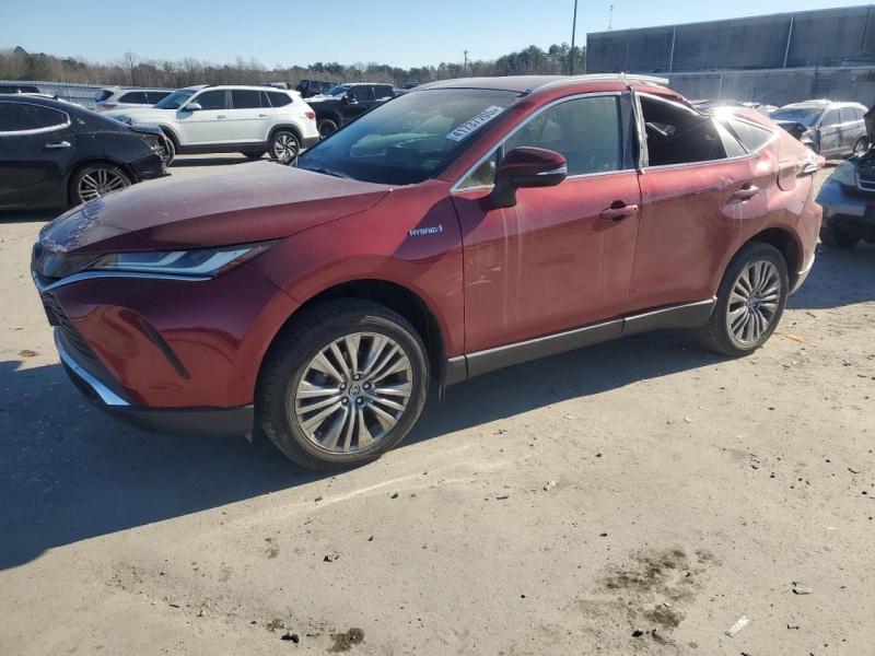 Toyota Venza Le 2021 Red 2.5L