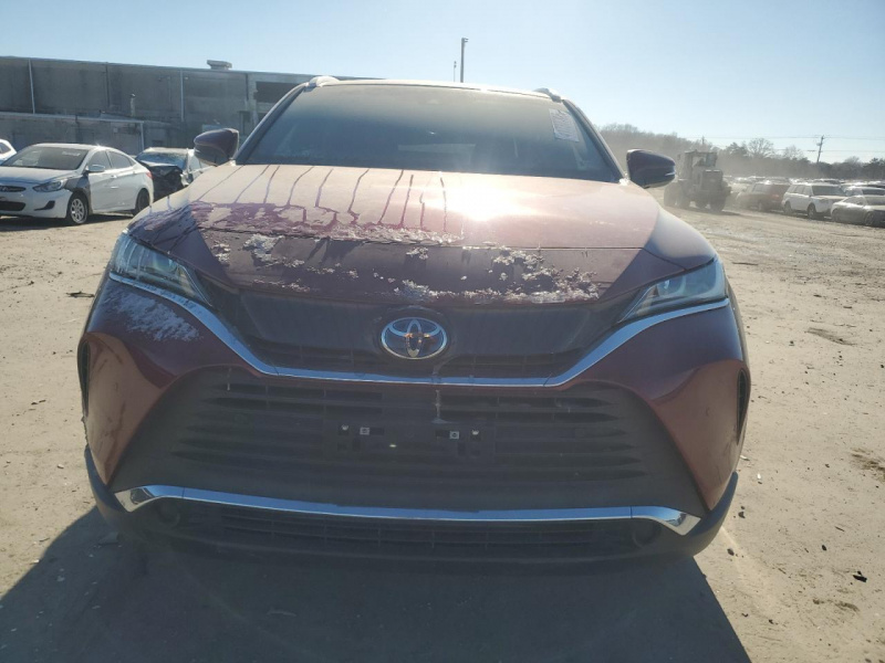 Toyota Venza Le 2021 Red 2.5L