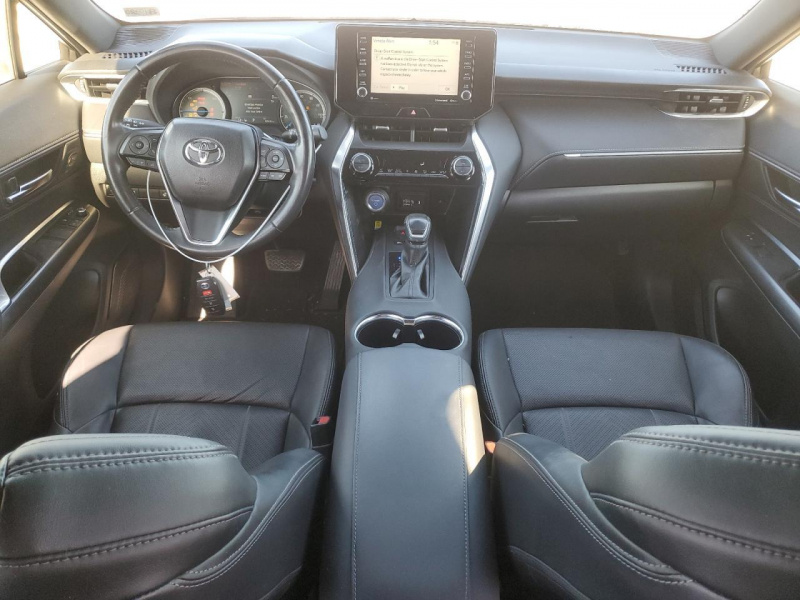 Toyota Venza Le 2021 Red 2.5L