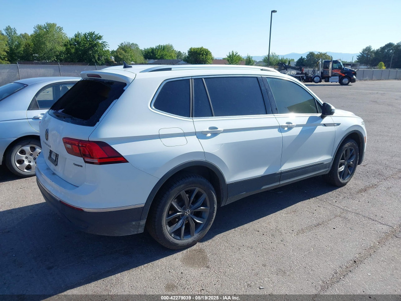 Volkswagen Tiguan 2.0T Se/2.0T Wolfsburg Edition 2024 White 2.0L
