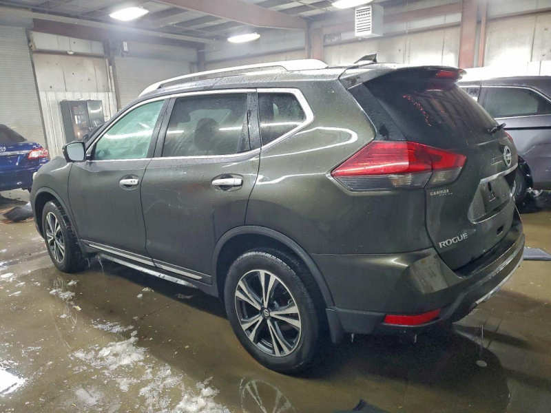 Nissan Rogue Sv 2017 Green 2.5L