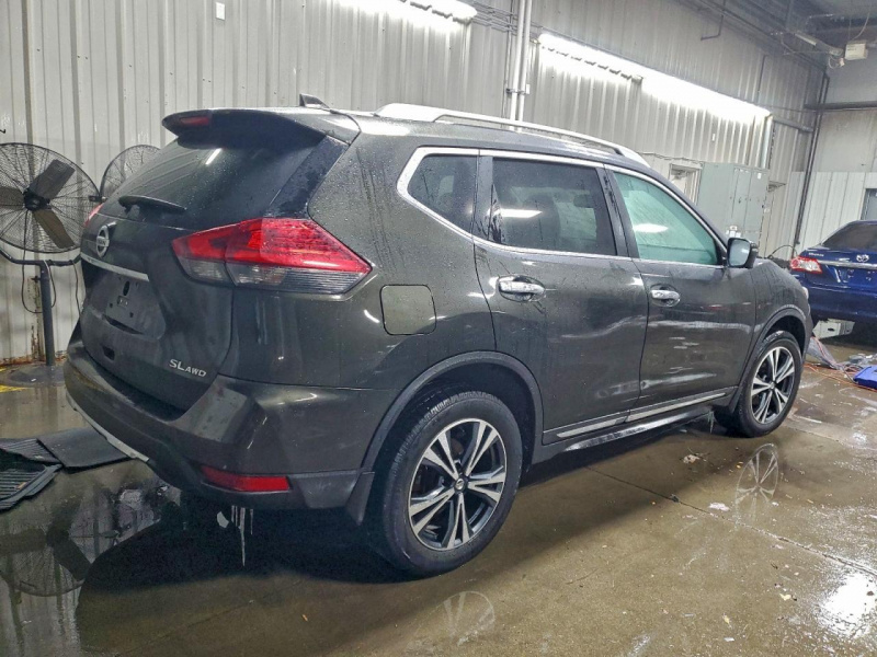 Nissan Rogue Sv 2017 Green 2.5L