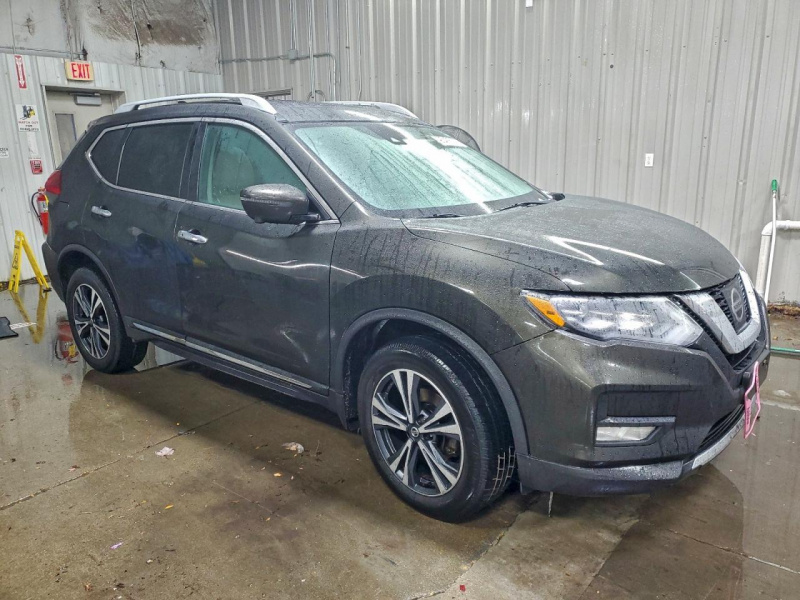 Nissan Rogue Sv 2017 Green 2.5L
