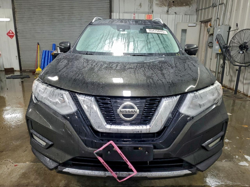 Nissan Rogue Sv 2017 Green 2.5L