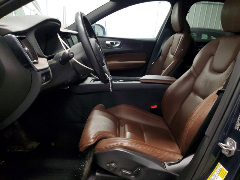 Volvo Xc60 B6 Inscription 2022 Blue 2.0L