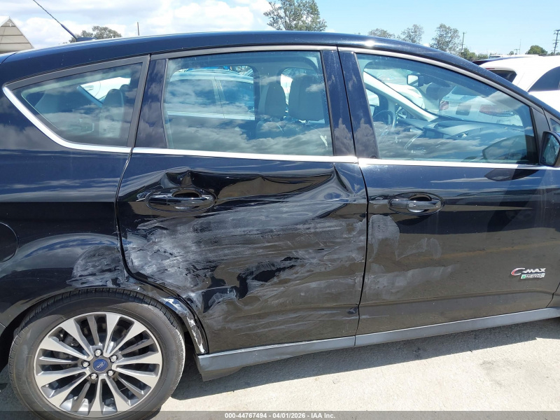 Ford C-Max Energi Titanium 2017 Black 2.0L