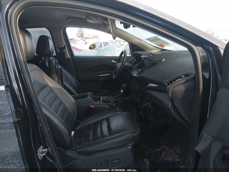 Ford Escape Titanium 2017 Black 2.0L