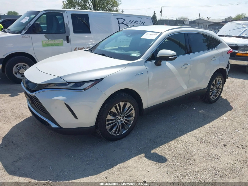 Toyota Venza Limited 2021 White 2.5L