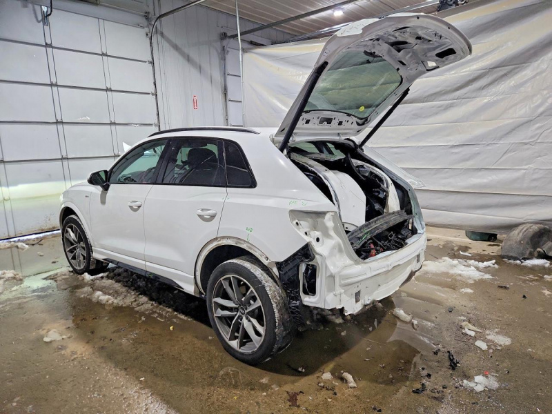 Audi Q3 Premium Plus S Line 45 2022 White 2.0L