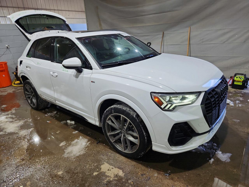Audi Q3 Premium Plus S Line 45 2022 White 2.0L