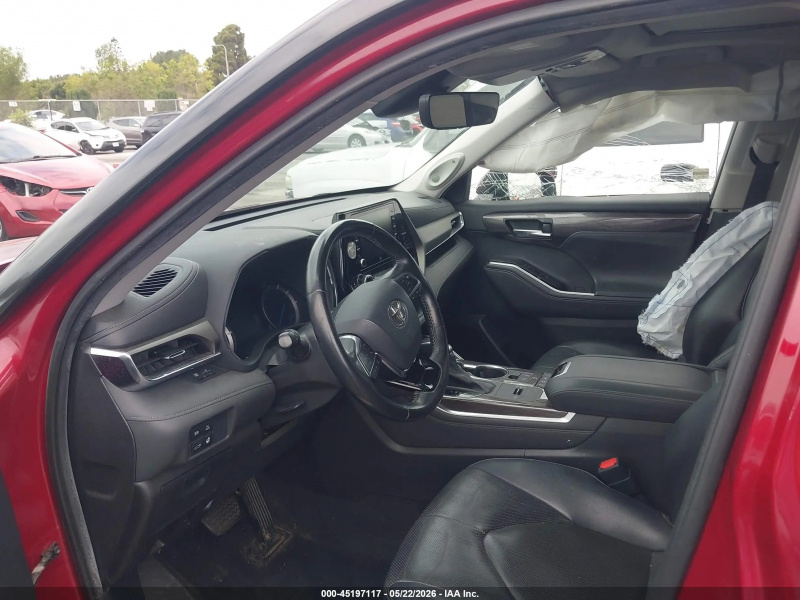 Toyota Highlander Hybrid Limited 2021 Maroon 2.5L